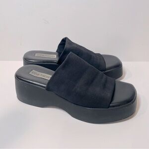 Steve Madden Platform Slinky30 Black Slip-On Wedge Size 39 (8.5)